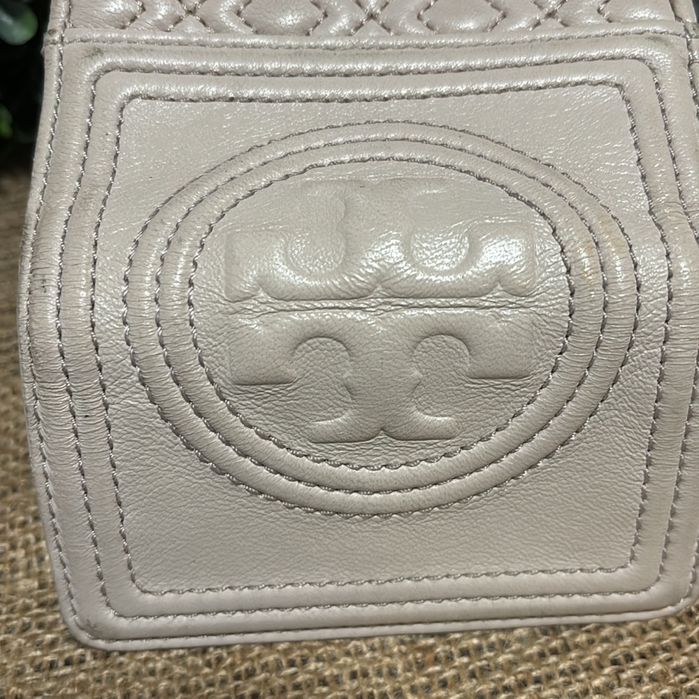 Tory Burch Wallet - Like New - image 3